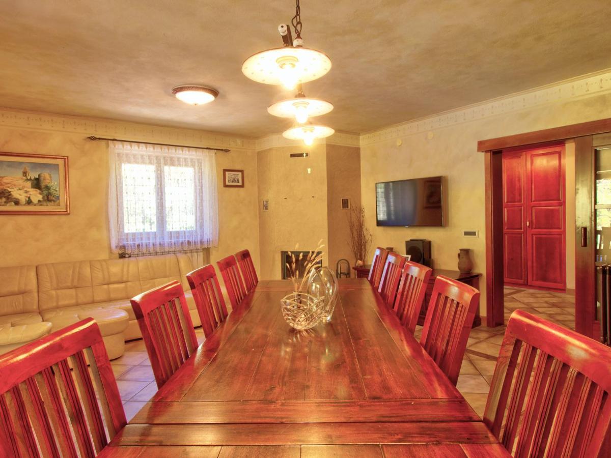 Family Apartment Rihter Črni Kal Εξωτερικό φωτογραφία