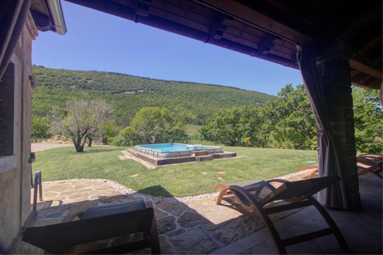 Family Apartment Rihter Črni Kal Εξωτερικό φωτογραφία